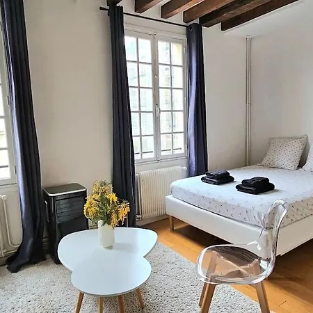 Appartamento Chez Maelle - Tour Eiffel Cosy Flat