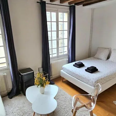 Chez Maelle - Tour Eiffel Cosy Flat Appartamento Parigi
